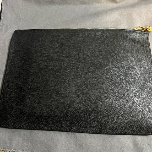 Alexander McQueen clutch - Picture 5 of 10